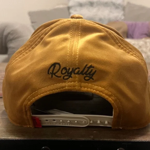 LION - GOORIN BROS. limited “ROYALTY” edition. Yellow Cap / mustard cap - NEW - Picture 4 of 10